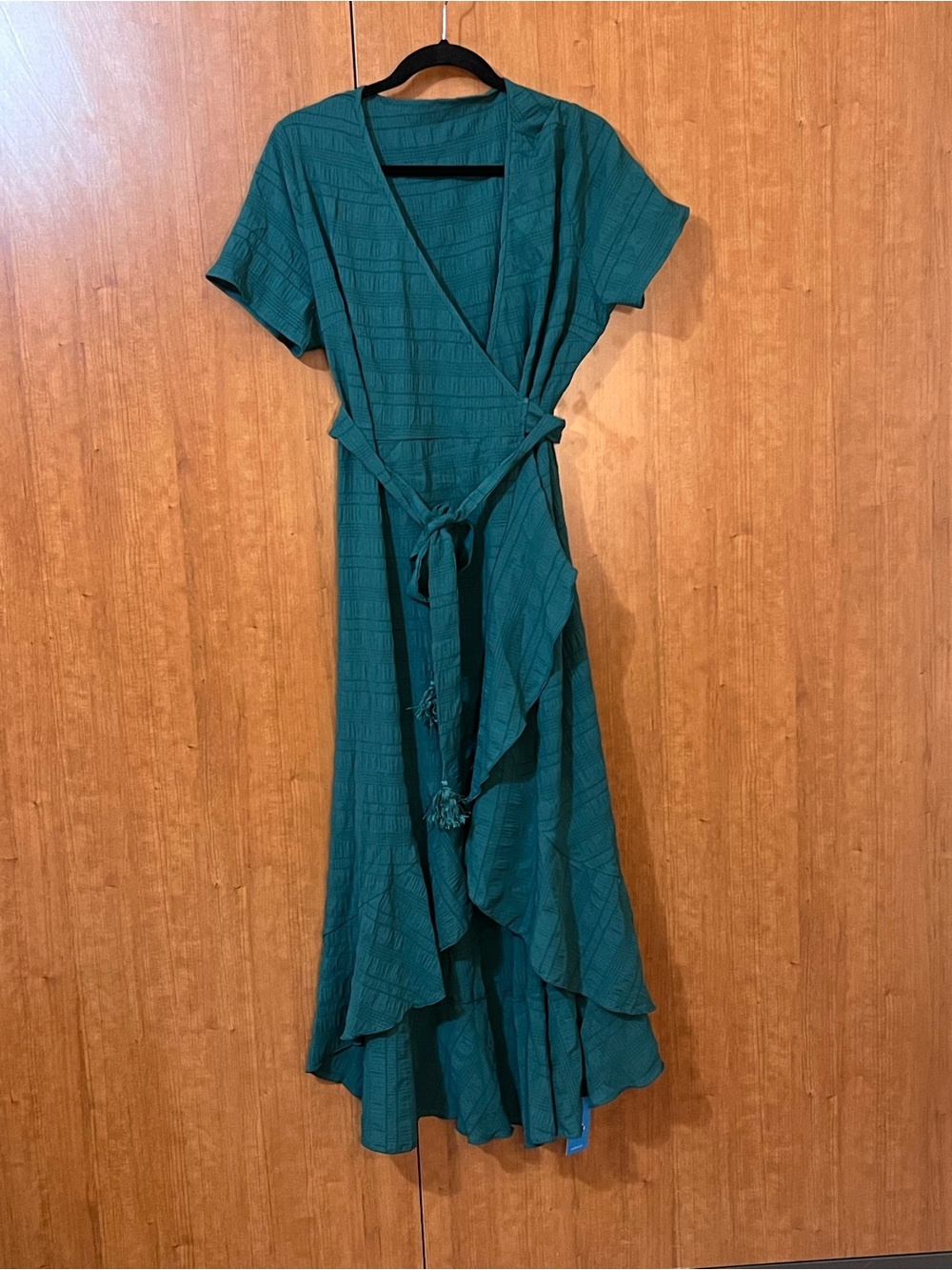 NWT Cupshe Wrap Dress Emerald Green Midi with Tie Waist Size XL